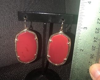 Large Kendra Scott Danielle earrings. Real stones in this pair $35