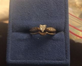 14k p  yellow gold heart shaped diamond wedding set  $349