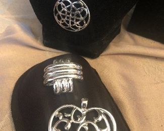 costume  nice and shiny like new -pendants and chain can sell set or separate   all 4 pc $18