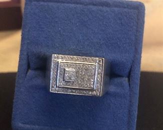 10k white gold mens diamond ring   size 9.75-10  $190