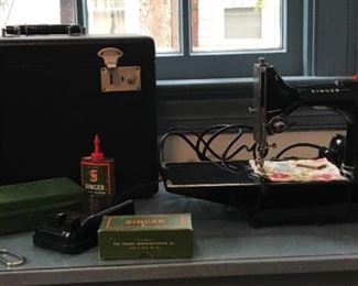 Vintage Singer Sewing Machine