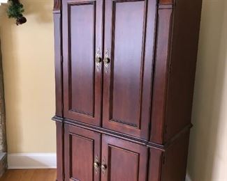 Hooker media armoire