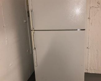 20.7 older fridge that keeps on ticking!