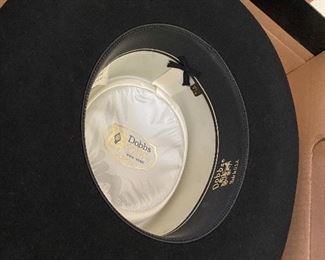 Dobbs hat