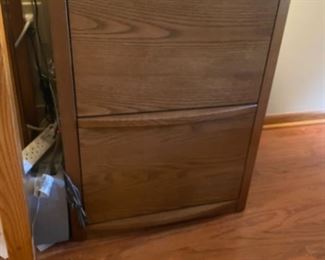 FILE CABINET