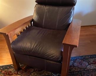 MISSION OAK RECLINER IN BROWN LEATHER