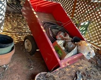 PULL BEHIND GARDEN WAGON