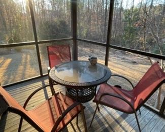 SWEET LITTLE OUTDOOR TABLE AND CHAIRS