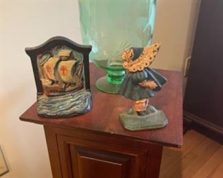 PLANT STAND MUSIC/CD STORAGE