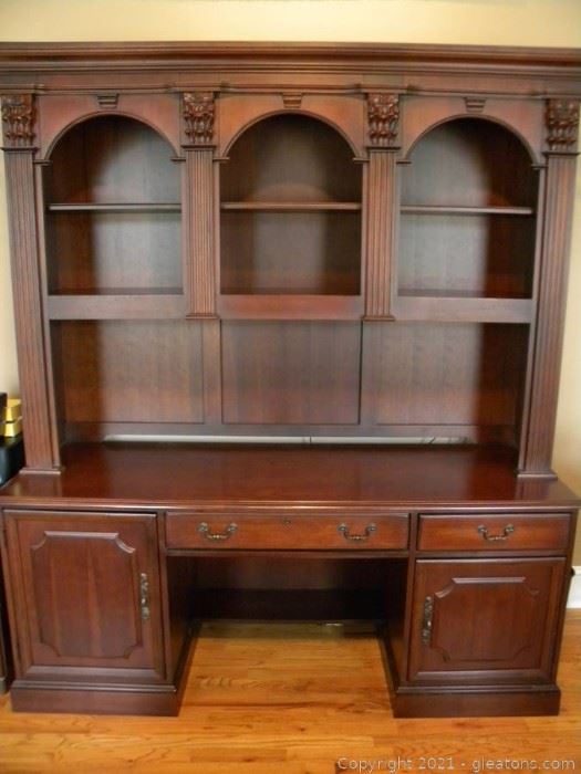 Hooker Computer Hutch