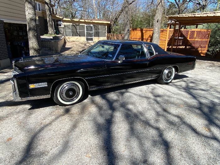 ORIGINAL BLACK EXTERIOR PAINT & MATCHING LEATHER INTERIOR 425 CI CADILLAC V-8/AUTOMATIC TRANSMISSION LOADED WITH FEATURES & OPTIONS INCLUDING A/C, OWNERS MANUAL INCLUDES ORIGINAL WARRANTY BOOKLET. NEW TIRES, NO ACCIDENTS. 9937 MILES ON REBUILT ENGINE 2019. CREAM PUFF! WILL PRE-SELL, 19,500 EMAILS ONLY PLEASE.