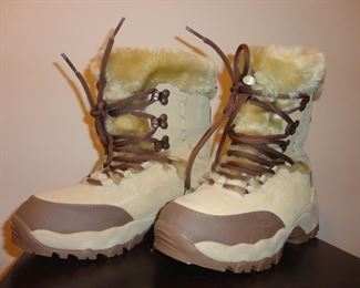 Ladies Boots 8.5