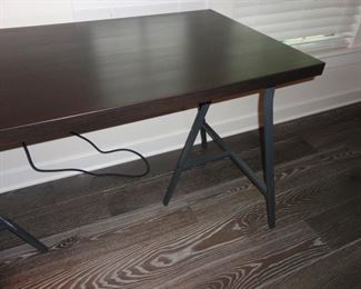 Container Store Table