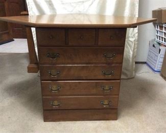 BG115 Ethan Allen Corner Desk