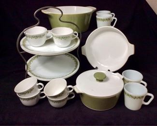DAHA111 Corning Ware Casserole and dishes