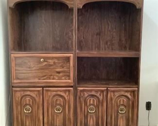 DAHA702 2 Tall Cabinets