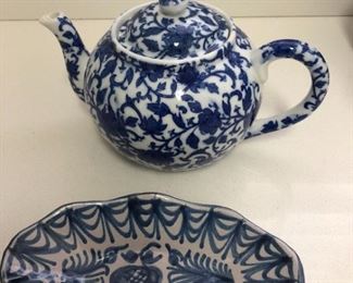 William Sonoma Blue White Teapot  Dish from Spain