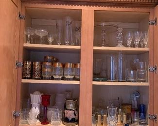 Wet bar cabinet