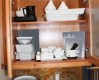 White plates/ceramics