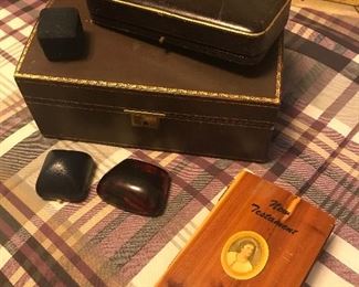 Collection of vintage jewelry boxes 