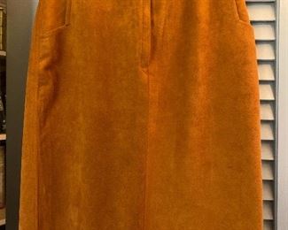 Suede skirt size small $25
