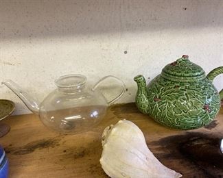 2 tea pots Schott Manz on left and she’ll $18;