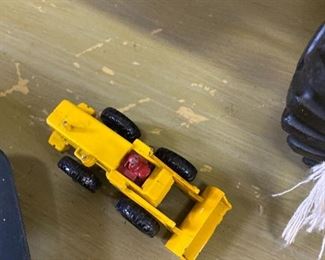 ^^small tractor $15^^