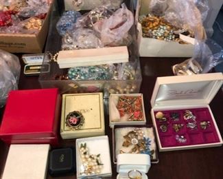 Jewelry and watches