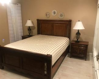 Queen Bedroom