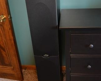 Polk Audio tower speakers (pair).  Killer sound!