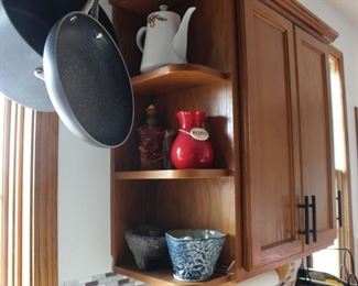 More decorator items