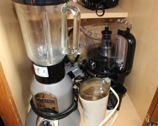 Bar mixers and food blenders
