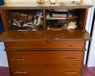 Mid-century bedroom set (alternate view)
