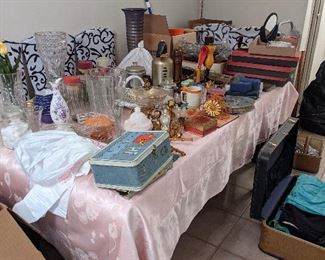 Housewares / decor items