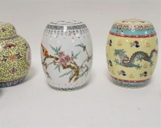 1176	GROUP OF 5 COVERED DECORATIVE ASIAN JARS, TALLEST IS 6 1/4 IN HIGH

