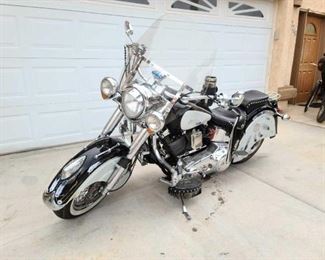 1999 Indian Cheif Motorcycle sells at auction April 11th call for more information
VIN: 4XG000122
Plate: MC1LNE
Motor No: 58351XC104
Mileage: 14987