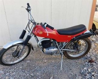 20: 1975 Montesa Cota 247
VIN: 21M14143 Motor No: 21M14143
