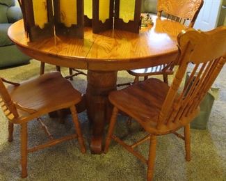 Oak Round Kitchen Table with 4 Chairs