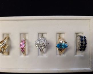 Assorted Gold rings 
