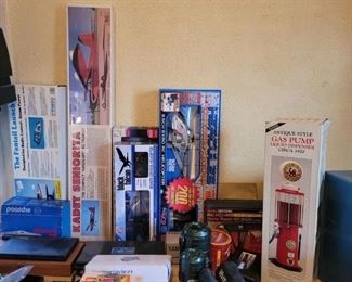 Gas pump drink dispenser, model kits