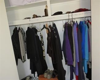 Womens Designer clothing size 2 to 4 petite, St. Johns Knits (many) Eileen Fisher, Ralph Lauren, Talbots, Blue Jeans, outer wear designer scarves and purses