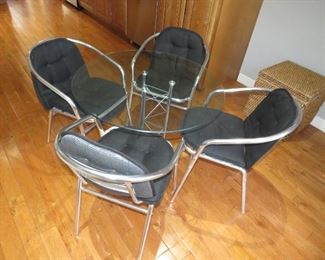 small dinette table and chairs, light weight chairs VG condition