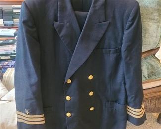 Navy officers suit.