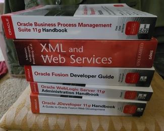 Usable computer book that sell for $60-30 all $10.00Friday, Saturday $7.50, $5.00 Sunday ( or buy 'em all)