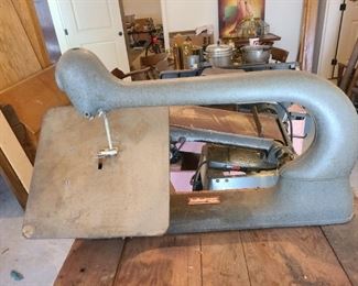 Toolkraft band saw....early