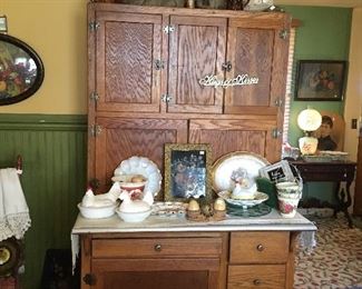 Antique Oak Hoosier/ Kitchen Cabinet
