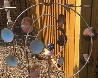 Spinning Yard Ornament
