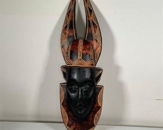 Lot 85 | CARVED & PAINTED WOOD AFRICAN MASK