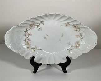 Lot 130 | FLORAL PAINTED PORCELAIN SERVING DISH
