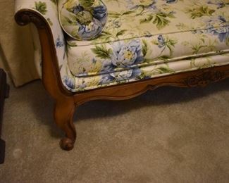 Beautiful Ethan Allen Mid-Century "End of the Bed" Bench with Scrolled Arms and Cabriole Legs